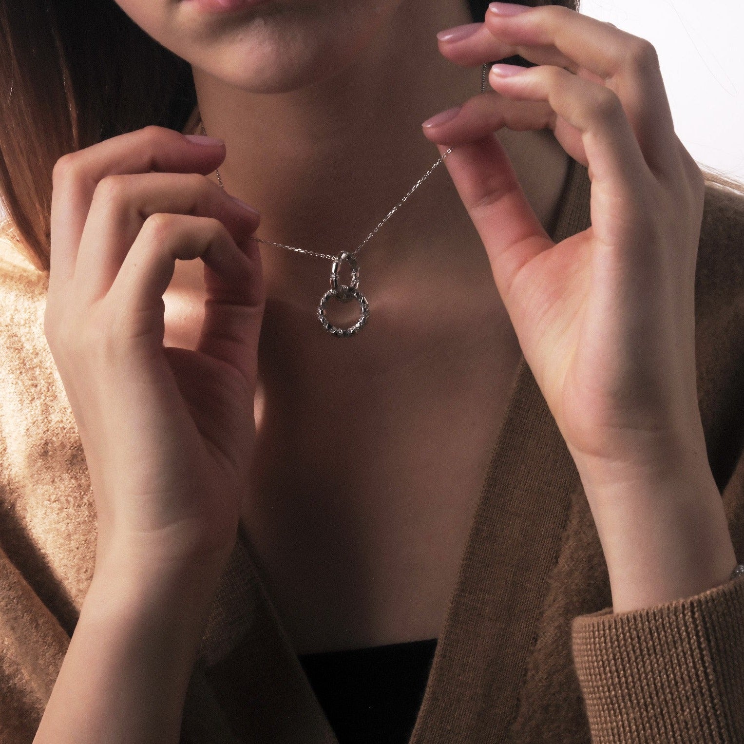 Double Circle Pendant Silver Chain 